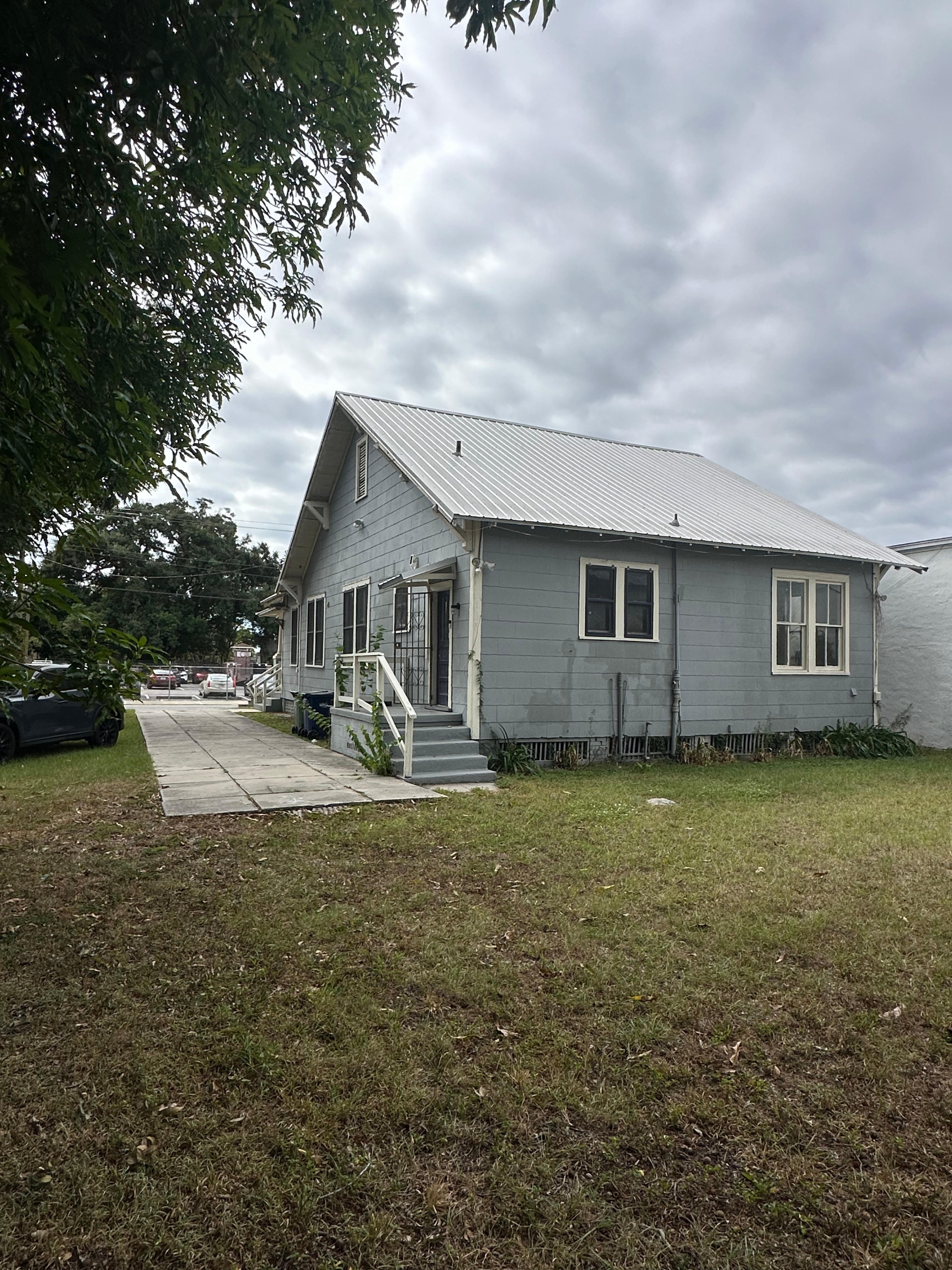 Property thumbnail image